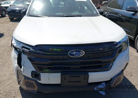 2025 Subaru Forester Sport z USA, uszkodzony, nr VIN JF2SLDHC5SH471072